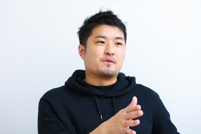 人は意図せず「情報に行動を左右されている」