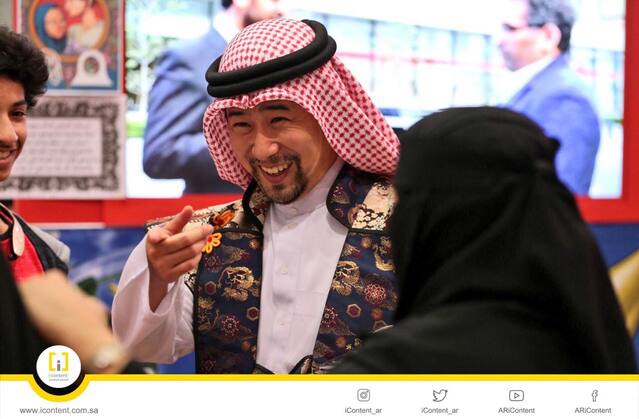 現地メディアに取り上げられた際の鷹鳥屋さん（写真：本人提供）