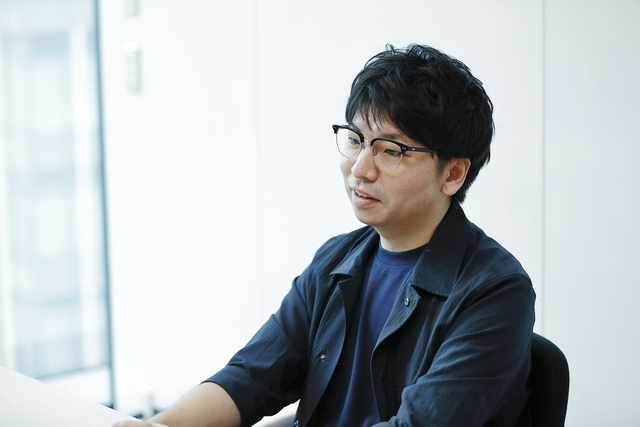 銀行員時代について話す片口さん